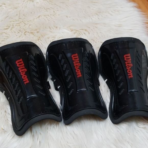Wilson Other - Youth Soccer Shinguards